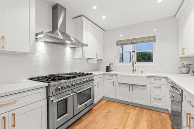 This breathtaking Loma Portal residence seamlessly blends - photo 25