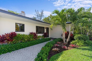 ABSOLUTELY GORGEOUS WATERFRONT SINGLE-FAMILY HOME | PRESTIGIOUS - photo 32