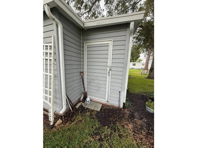 Welcome to Oak Crest Mobile Home Park in the heart of Largo - photo 33