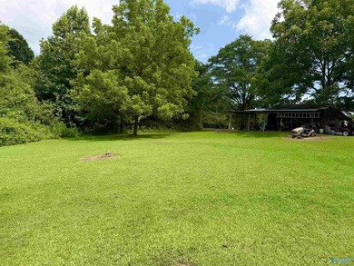 Enjoy the perfect blend of space, privacy, and convenience with - photo 40