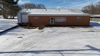 (private lake, pond, creek) Commercial For Sale in Mckenzie Tennessee