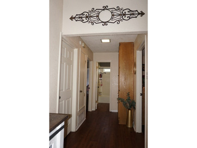 Cozy starter home at just under 1450sq ft, but sits in a great - photo 13