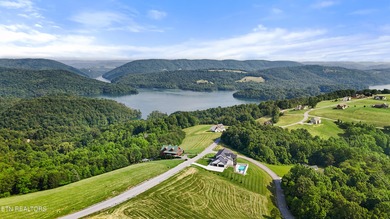 Exquisite Custom Estate in Rock Harbor with Panoramic Lake Views - photo 14