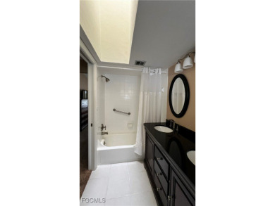 Elegant Condo with Stunning Views in Gulf Harbour Yacht &