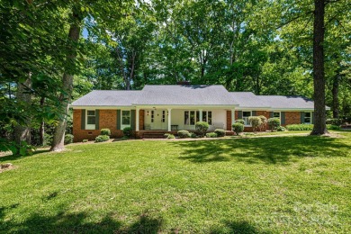 Lake Hickory Home Sale Pending in Hickory North Carolina
