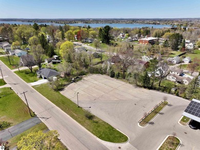 Lake Cadillac Commercial For Sale in Cadillac Michigan