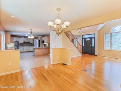Welcome to your private retreat! This stunning 3-bedroom, 2 - photo 9
