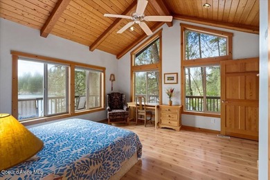 Spectacular Privacy & Comfort on Hayden Lake. Introducing the - photo 12
