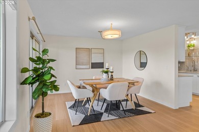 Welcome to 311, the largest unit at Lake Oswego Terraces! Fully - photo 13
