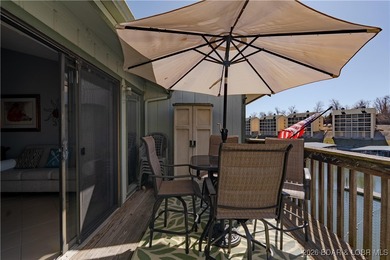Super cute TOP FLOOR UNIT WITH BOAT SLIP! This is a great