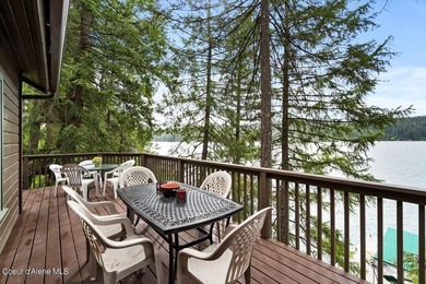 Spectacular Privacy & Comfort on Hayden Lake. Introducing the - photo 24