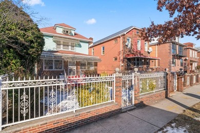 Discover this spacious 6-bedrooms, 2.5-bathrooms single-family - photo 5