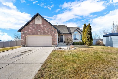 Great Salt Lake Home For Sale in Hooper Utah