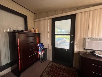 Reduced Price and Move-In Ready Mobile Home, No Monthly Lot - photo 8