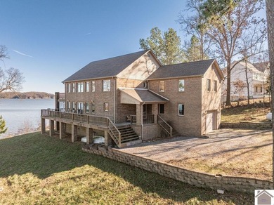 Kentucky Lake Home For Sale in New Concord Kentucky