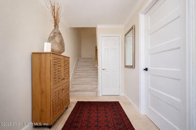 Welcome to Captain's Quarters! This spacious corner-unit - photo 17