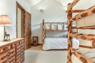 This meticulously maintained single-family residence blends - photo 34