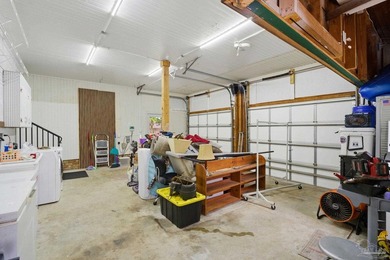 Incredible Value in Cordova Park! Location, Location, Location! - photo 42