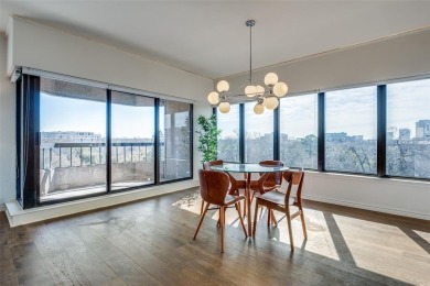 Welcome to one of LaTour's most refined residences--an elegantly