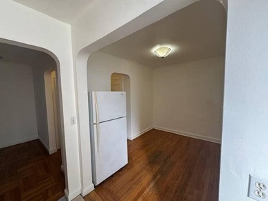 Welcome to this spacious one-bedroom co-op at 3017 Riverdale - photo 3