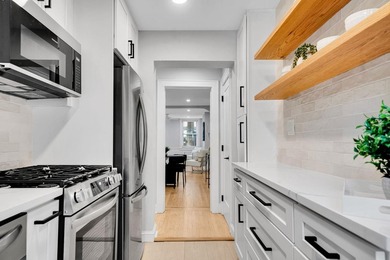 Welcome to this stunning and spacious 1-bedroom, 1-bath ground - photo 14
