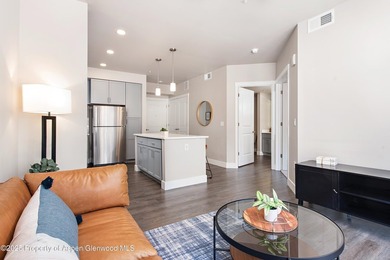 THE CARTER | L3 Discover modern living at The Carter, with ONE - photo 18