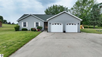 Lake Home For Sale in Lake Isabella, Michigan