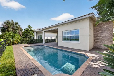 Beautifully landscaped pool home with breathtaking southwest - photo 1