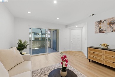 Recently beautifully remodeled ground-floor 2BR 2BA home in - photo 3