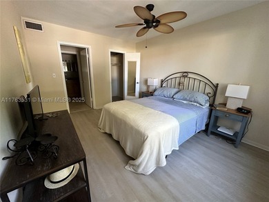 Don't miss this move-in ready ground floor 1-bedroom/1-bathroom - photo 14