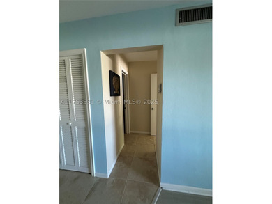 Don't miss this move-in ready ground floor 1-bedroom/1-bathroom - photo 16