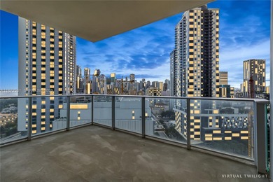 SE-Corner 3 bed PLUS DEN/ 4 bath Residence, 10 Ft ceilings