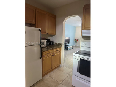Don't miss this move-in ready ground floor 1-bedroom/1-bathroom - photo 22
