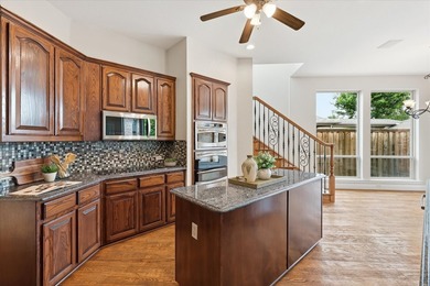 This stunning Castle Hills home is a dream for tech enthusiasts - photo 18