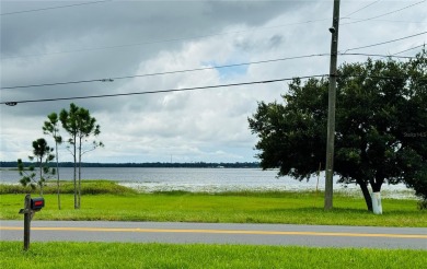 Lake Home For Sale in Saint Cloud, Florida