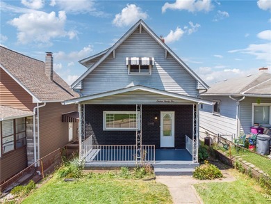 Allegheny River Home For Sale in Arnold Pennsylvania