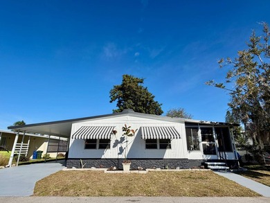 This stunning 1974 home has been completely reimagined by Trish - photo 3