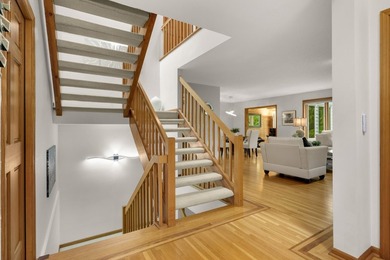 This is the one you've been waiting for. Stunning End-Unit - photo 13