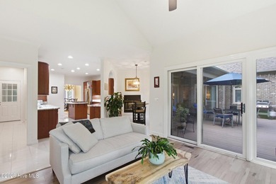 Perfectly positioned within the coveted golf course community of - photo 17