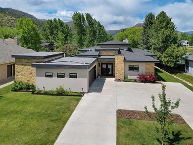 Matthew Arias, Keller Williams Realty Southwest Associates, LLC - photo 6