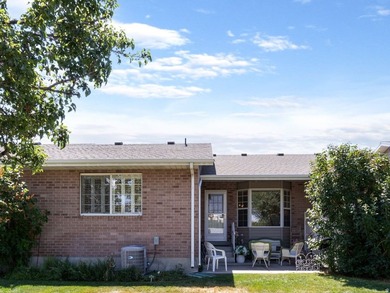 Nestled in a quiet, peaceful neighborhood, this inviting home - photo 27