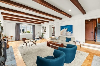 102 Holly Crescent is a comprehensively reimagined North End - photo 4