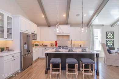 NEW CONSTRUCTION WITH A BOAT SLIP! Built by Homes by Dickerson - photo 3