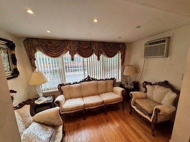 2 Family in Prime Bay Ridge - C8-2 Zoning, Lot is 20 x 75 - photo 12