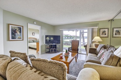 Searching for a 2-bedroom condo in Pembroke Pines with lake - photo 8