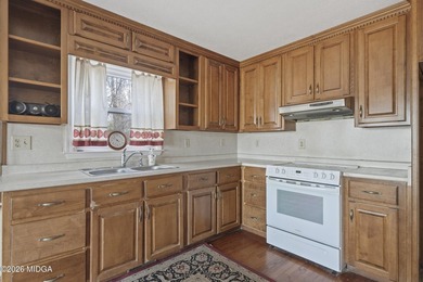 Welcome to 291 Jule Ingram Rd NE on beautiful Lake Sinclair - photo 23