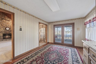 Welcome to 291 Jule Ingram Rd NE on beautiful Lake Sinclair - photo 24