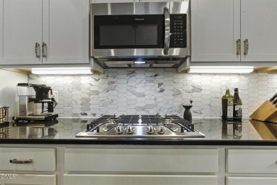 Luxurious Penthouse Condo in Prime Cary Location. Experience