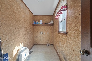 Welcome to 291 Jule Ingram Rd NE on beautiful Lake Sinclair - photo 25