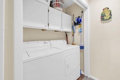 OWNER FINANCE 25% d/p.! $10K Remodel Credit! Rarely on market - photo 30